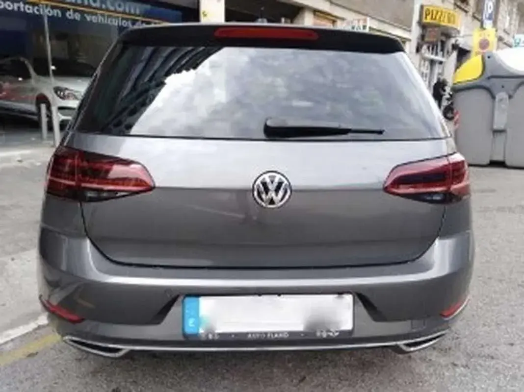 Usado VW Golf VII Sport 125 CV (91 kW) 2017 Gris Utilitario