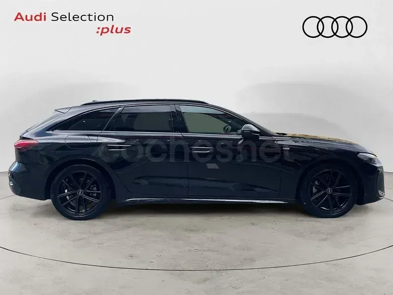 Usado Audi A5 Ambiente 204 CV (150 kW) 2025 Negro Familiar
