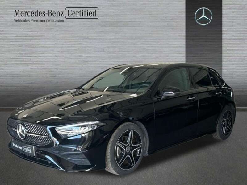 Negro Usado 2023 Mercedes A180 Berlina | 31.400 € (Precio justo) - Imagen 1/4