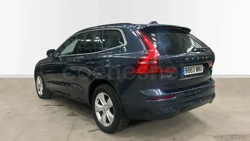 Usado Volvo XC60 Core 197 CV (144 kW) 2024 Azul SUV