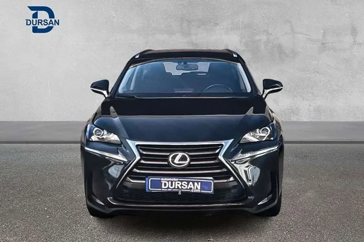 Usado Lexus NX300h Business Edition 197 CV (144 kW) 2017 Negro SUV