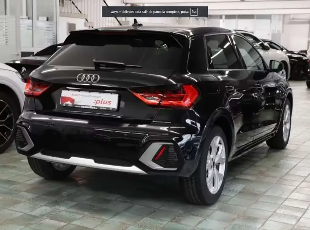 Usado Audi A1 150 CV (110 kW) 2025 Negro SUV