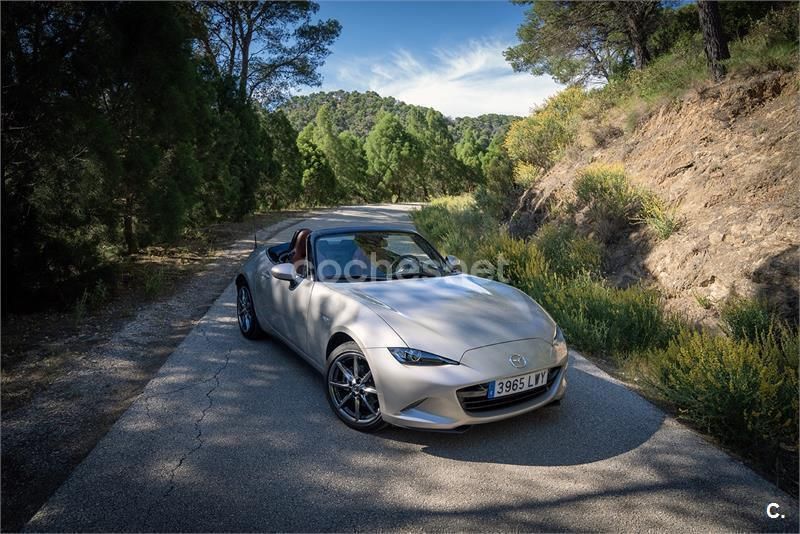 Beige Usado 2022 Mazda MX5 Descapotable | 27.990 € (Buen precio) - Imagen 1/4