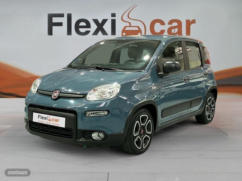 Usado Fiat Panda City Life 70 CV (51 kW) 2022 Gris Utilitario