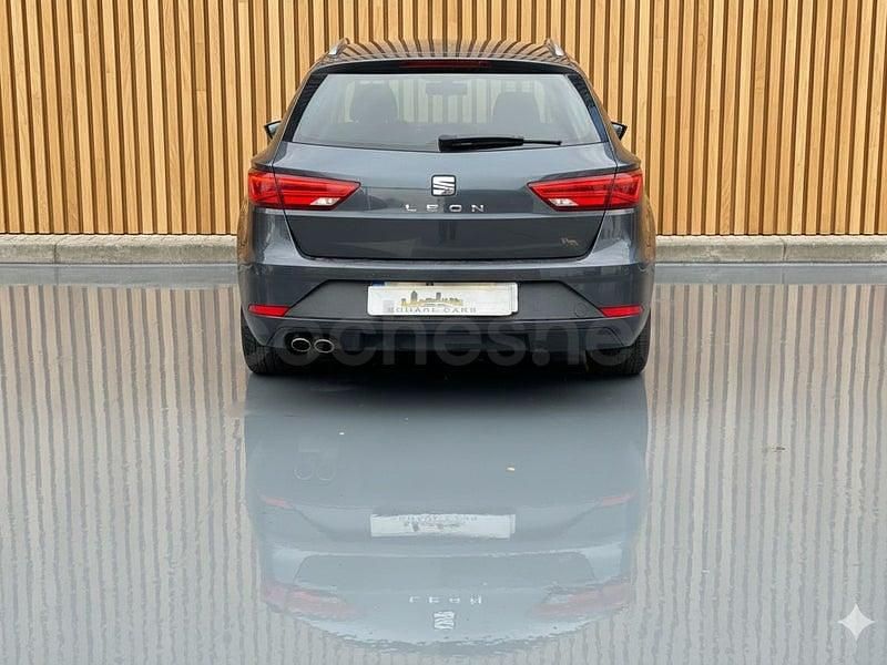 Usado Seat Leon FR 150 HP (110 kW) 2020 Cinzento Carrinha