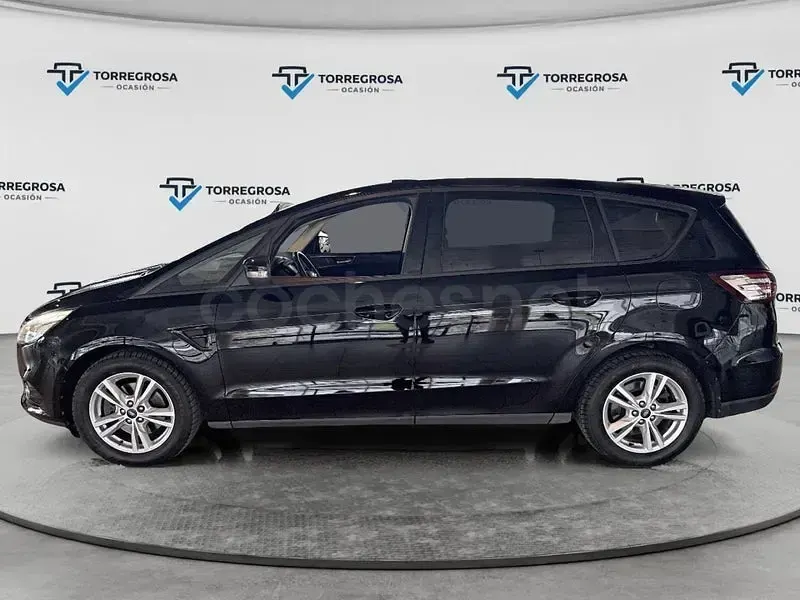 Begagnad Ford S-MAX Trend 150 HK (110 kW) 2019 Svart Minibuss