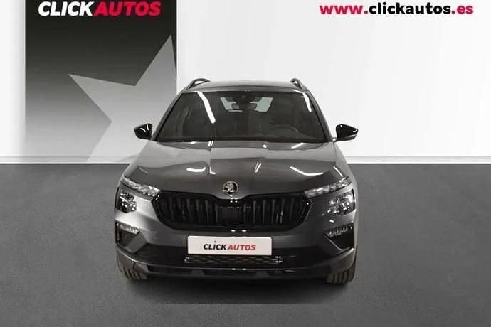 Usado Skoda Kamiq Sport 150 CV (110 kW) 2025 Plata SUV