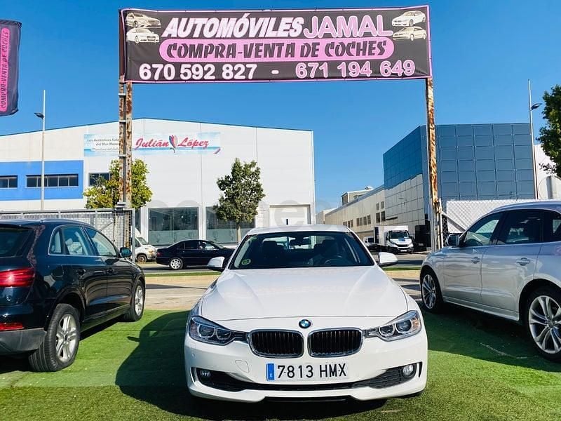 Usado BMW 318 Sport Line 143 CV (105 kW) 2013 Blanco Berlina