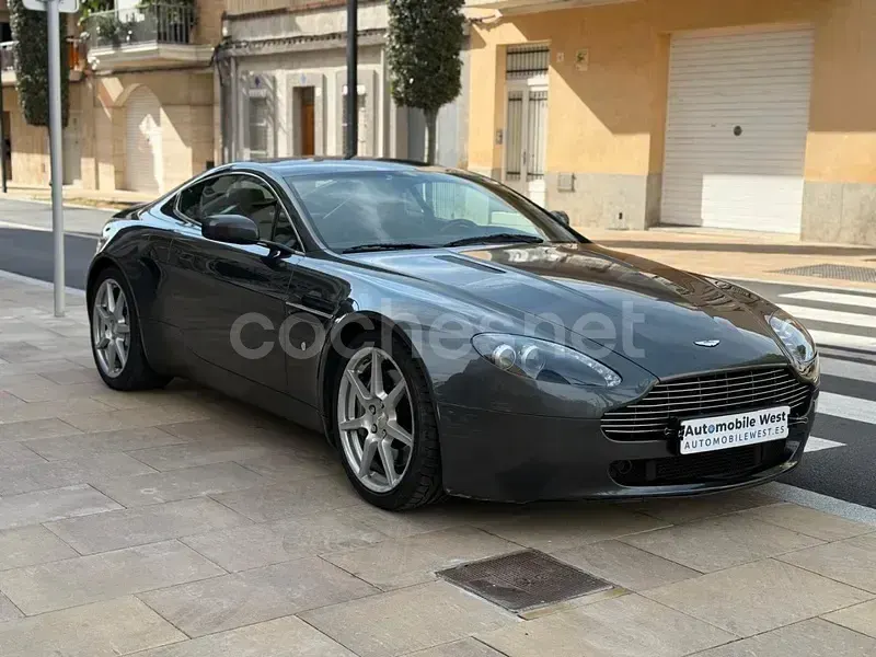 Usado Aston Martin V8 Vantage 380 CV (279 kW) 2007 Gris / plata Coupe