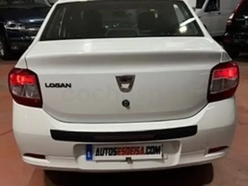 Usado Dacia Sandero Ambiance 75 CV (55 kW) 2016 Blanco Berlina