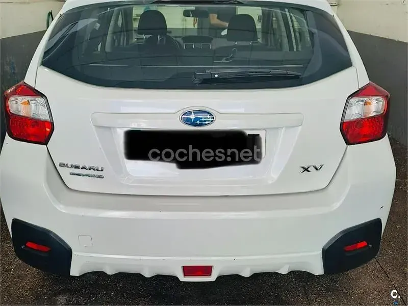 Usado Subaru XV 114 CV (83 kW) 2015 Blanco SUV