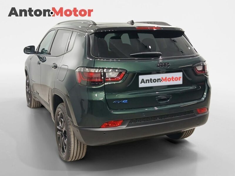 Nuevo Jeep Compass North 240 CV (176 kW) 2025 Verde SUV