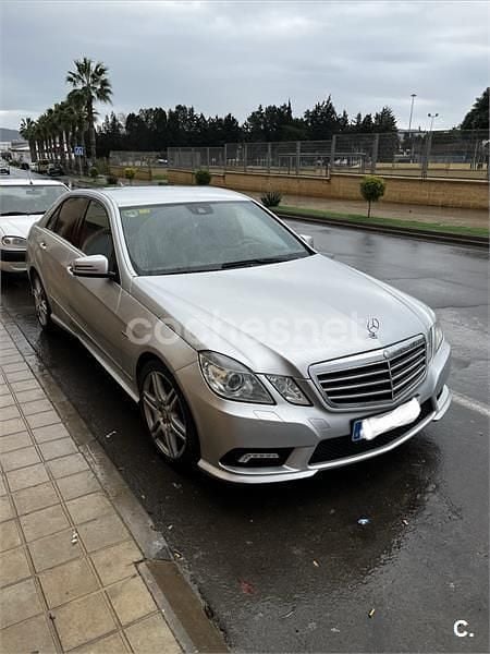 Gris / plata Usado 2011 Mercedes E200 Avantgarde Berlina | 8200 € (Precio justo) - Imagen 1/4