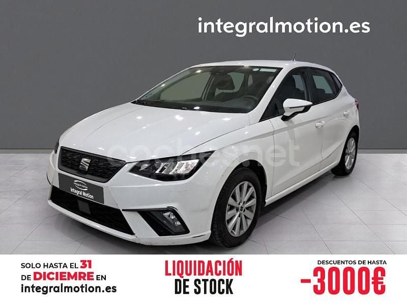 Usado Seat Ibiza Reference 80 CV (58 kW) 2023 Blanco Berlina