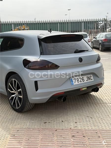 Usado VW Scirocco R-line 180 CV (132 kW) 2016 Gris / plata Coupe