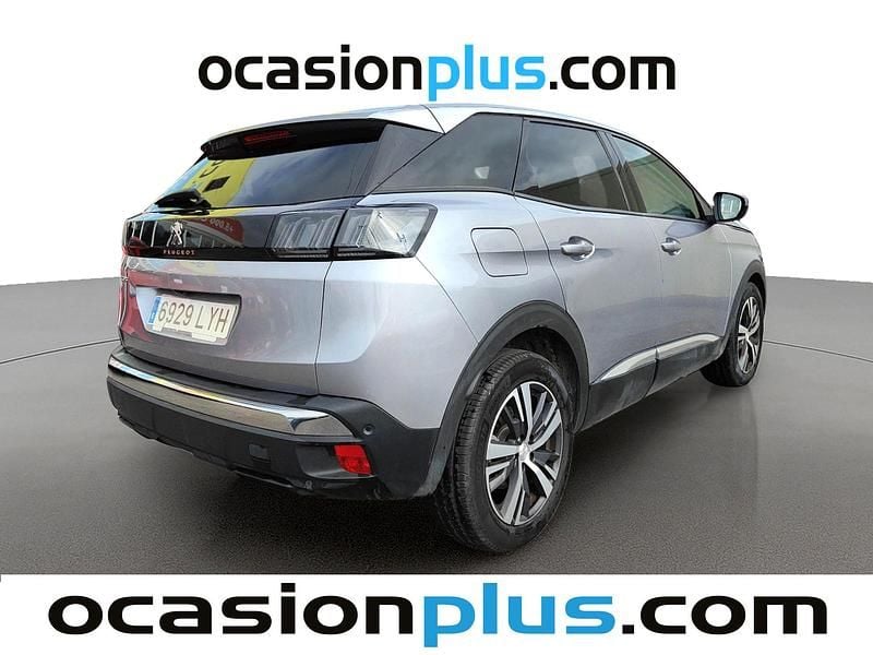 Usado Peugeot 3008 Allure 131 CV (96 kW) 2022 Gris SUV