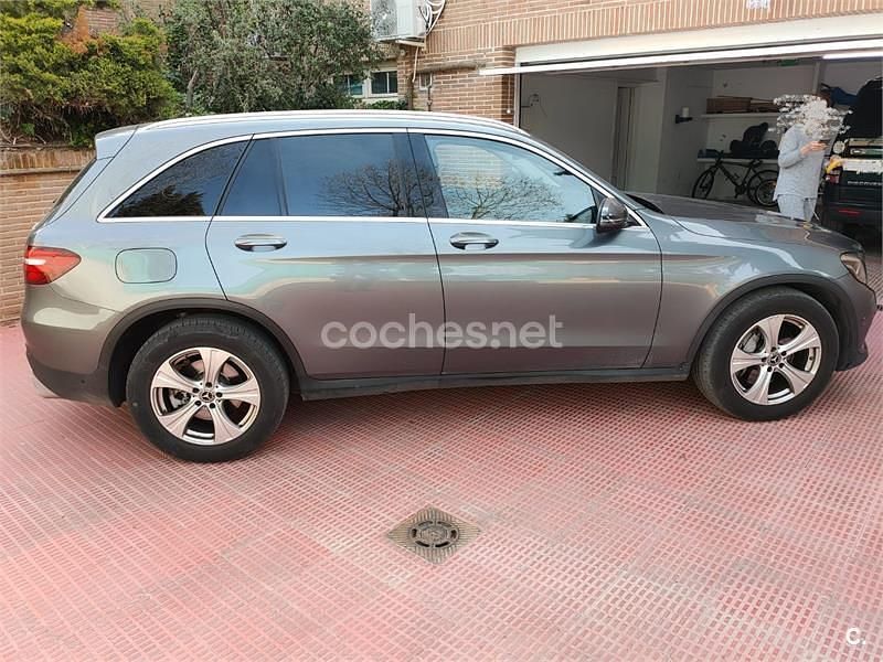 Używany Mercedes GLC220 170 KM (125 kW) 2018 Szary SUV
