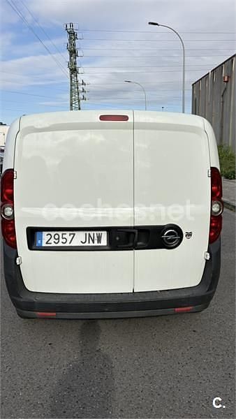Blanco Usado 2012 Opel Combo Enjoy Monovolumen | 7000 € - Imagen 1/4