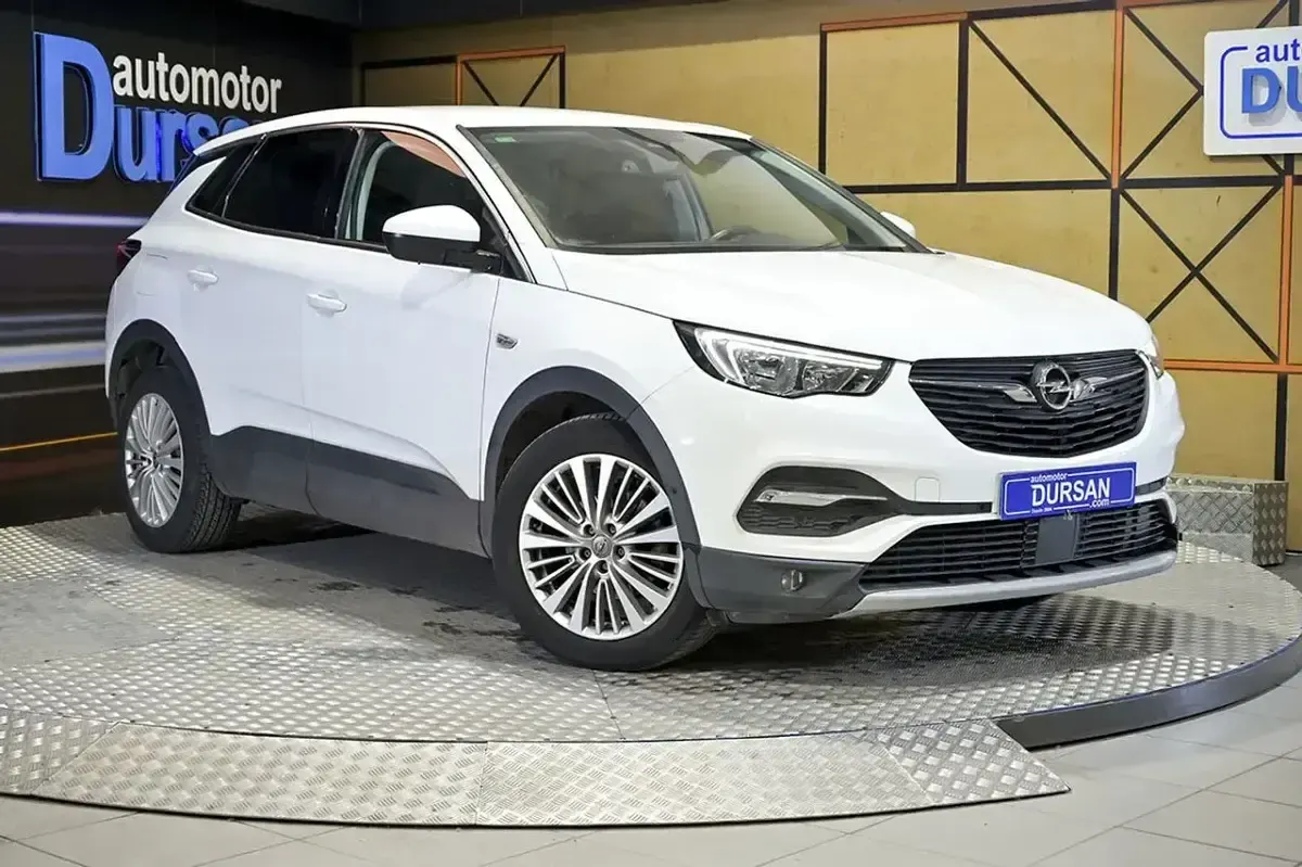 Używany Opel Grandland X Selective 120 KM (88 kW) 2018 Biały SUV