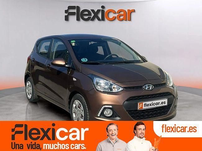 Marrón Usado 2015 Hyundai i10 Style Utilitario | 8790 € (Precio justo) - Imagen 1/4