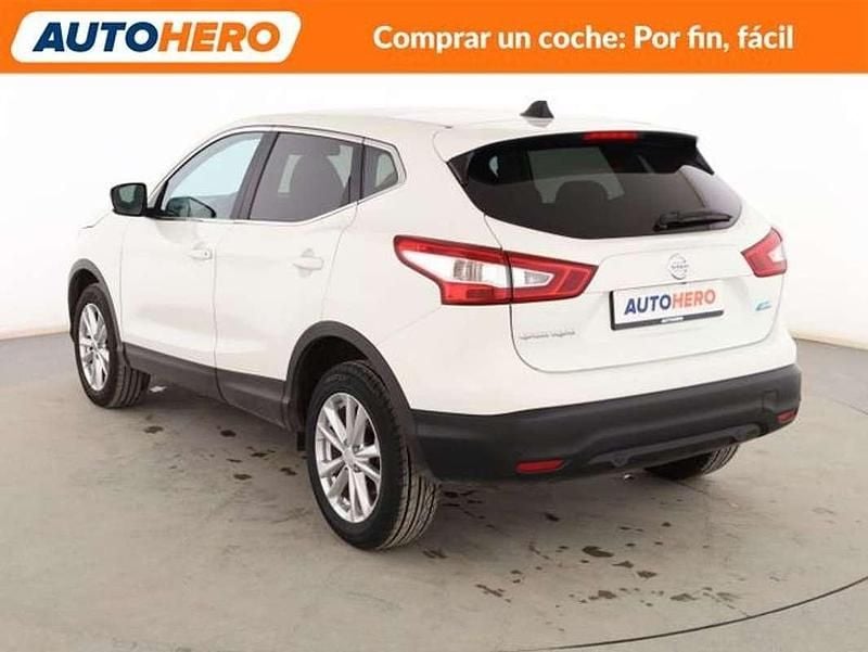 Usado Nissan Qashqai N-TEC 110 CV (80 kW) 2014 Blanco SUV