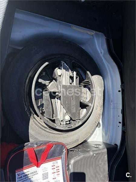 Usado Mercedes C180 Avantgarde 120 CV (88 kW) 2012 Blanco Berlina