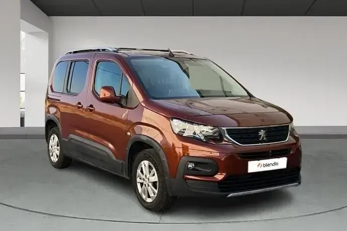 Usado Peugeot Rifter Allure 100 CV (73 kW) 2019 Monovolumen