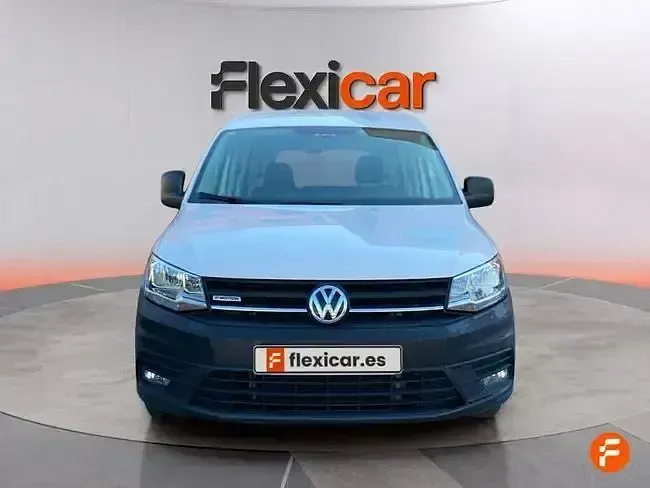 Usado VW Caddy Trendline 122 CV (89 kW) 2020 Blanco Monovolumen