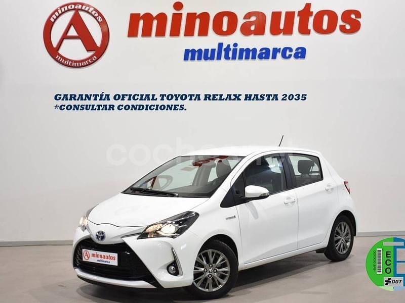 Usado Toyota Yaris Hybrid Active 101 CV (74 kW) 2020 Blanco Utilitario
