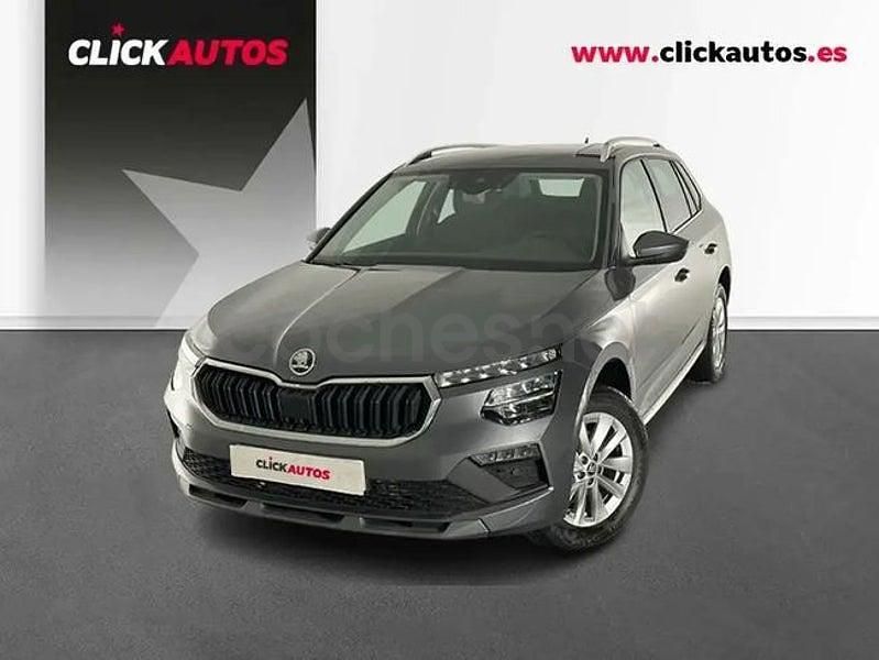 Usado Skoda Kamiq Selection 115 CV (84 kW) 2025 Gris / plata SUV