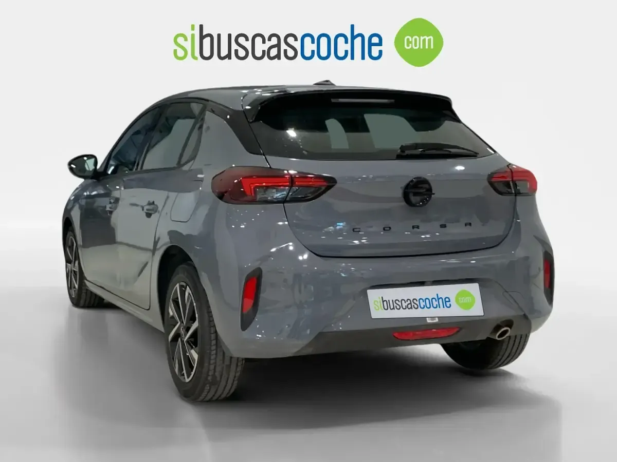 Usado Opel Corsa 100 CV (73 kW) 2023 Gris/plata Utilitario