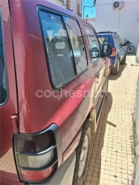 Usado Mitsubishi Montero 99 CV (72 kW) 2001 Rojo SUV
