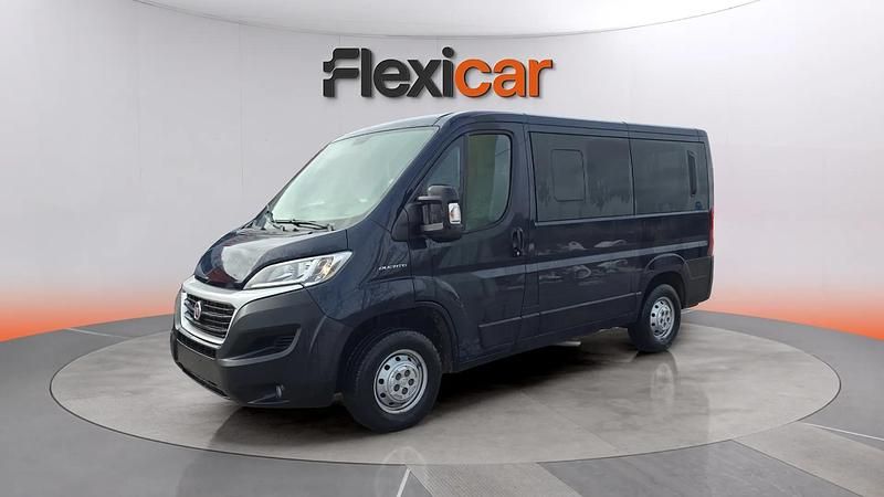 Usado Fiat Ducato 150 CV (110 kW) 2018 Blanco Van