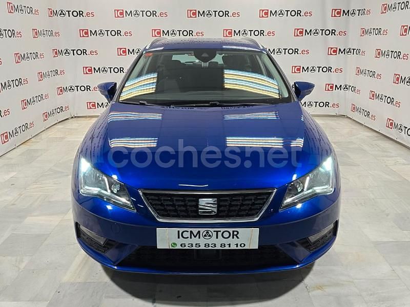 Usado Seat Leon Style 130 CV (95 kW) 2018 Azul Berlina