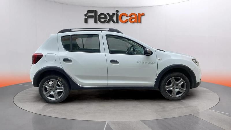 Usado Dacia Sandero Essentiel 101 CV (74 kW) 2020 Blanco Utilitario