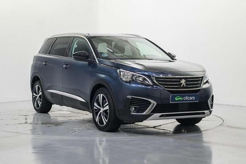 Usado Peugeot 5008 Allure 131 CV (96 kW) 2019 Azul SUV