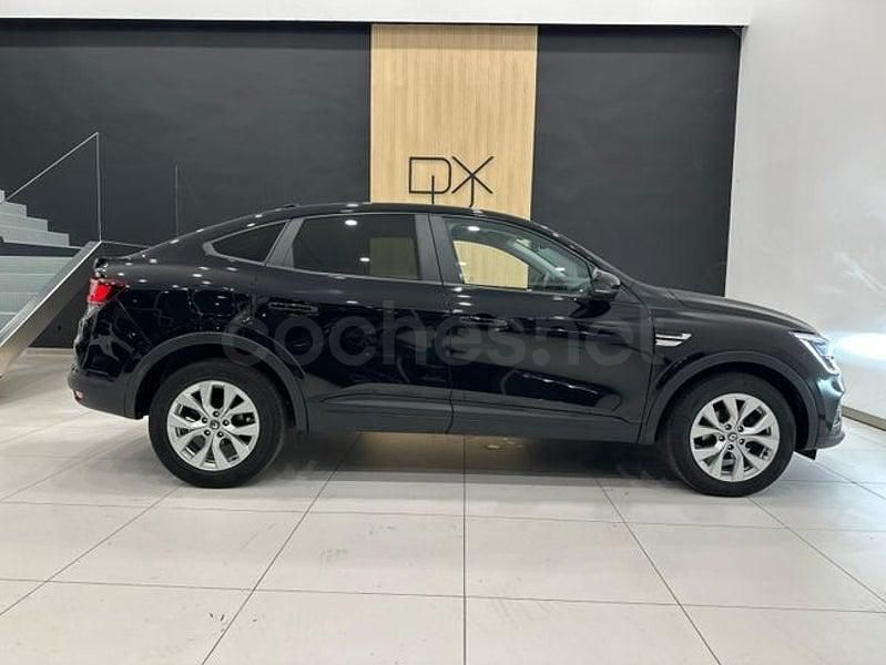 Usado Renault Arkana Zen 140 CV (102 kW) 2022 Negro SUV