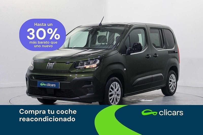 Usado Fiat Doblò 102 CV (75 kW) 2025 Verde Monovolumen