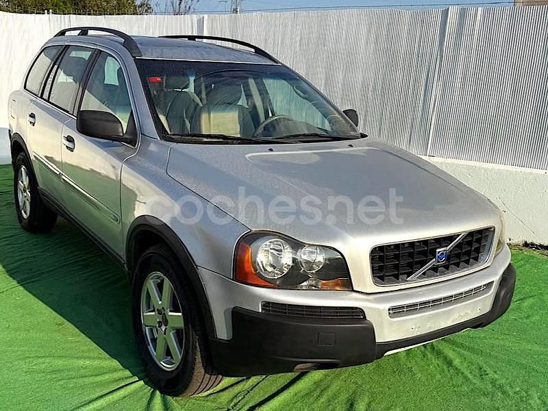Usado Volvo XC90 Executive 163 CV (119 kW) 2004 Gris / plata SUV