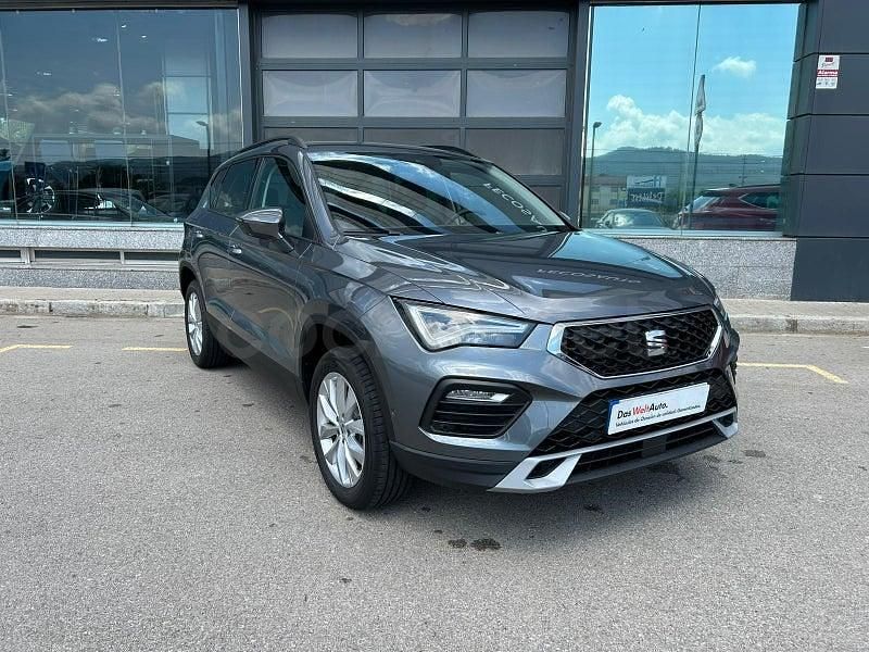 Usado Seat Ateca Style 150 CV (110 kW) 2025 Gris / plata SUV