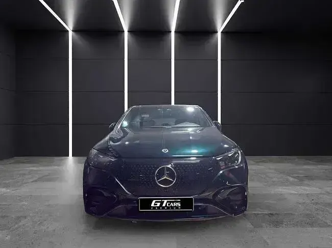 Usado Mercedes EQS500 AMG 330 kW (449 CV) 2025 Verde
