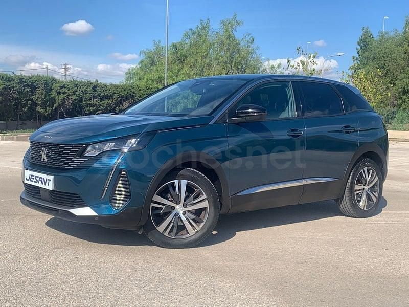 Usado Peugeot 3008 Allure 130 CV (95 kW) 2021 Azul SUV