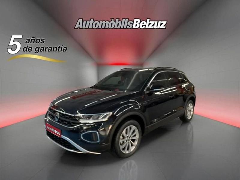 Negro Usado 2024 VW T-Roc Life SUV | 25.990 € (Buen precio) - Imagen 1/4