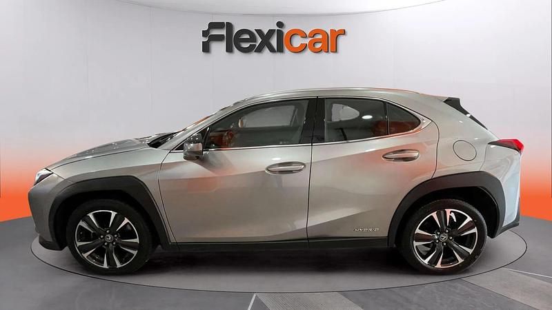 Usado Lexus UX Business Edition 184 CV (135 kW) 2019 Gris SUV