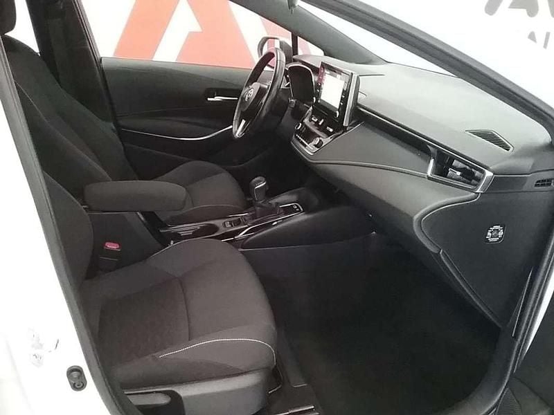 Usado Toyota Corolla Active 122 CV (89 kW) 2019 Blanco Utilitario