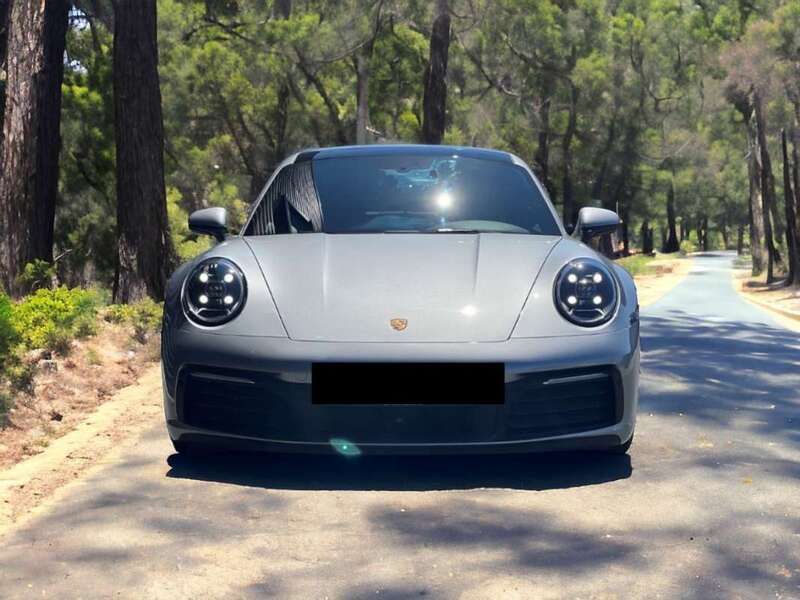 Plateado Usado 2023 Porsche 911 Carrera Coupe | 138.000 € (Precio justo) - Imagen 1/3