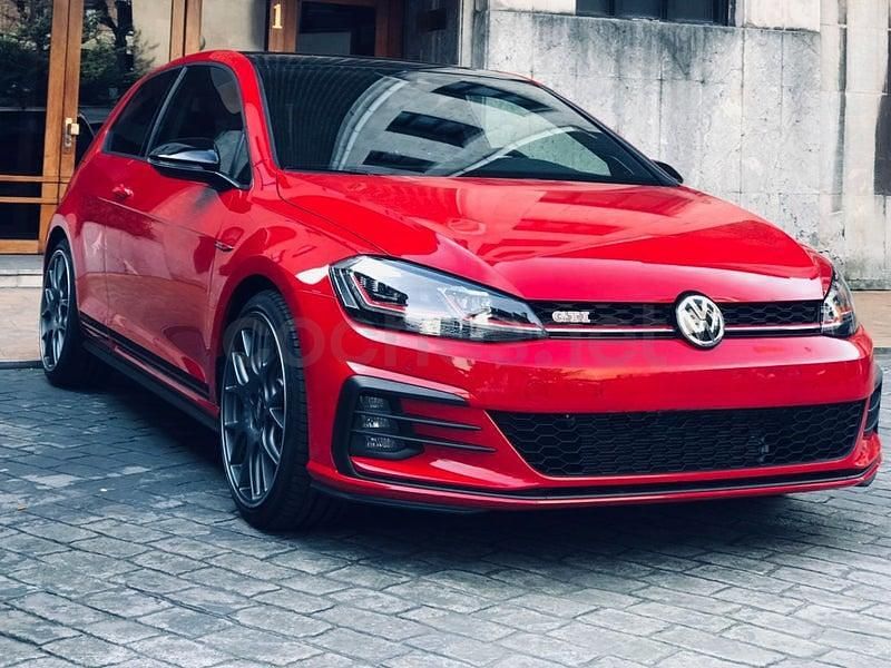 Usado VW Golf VIII GTI 245 CV (180 kW) 2020 Rojo Berlina