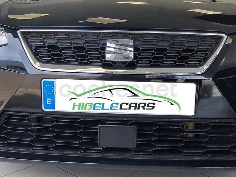 Usado Seat Ibiza Style Plus 80 CV (58 kW) 2019 Negro Utilitario