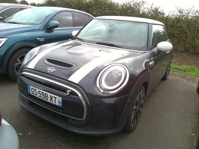 Usado Mini Cooper 135 kW (184 CV) 2024 Negro Utilitario