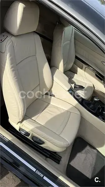 Käytetty BMW 320 177 HP (130 kW) 2007 Musta Coupe - kaksiovinen